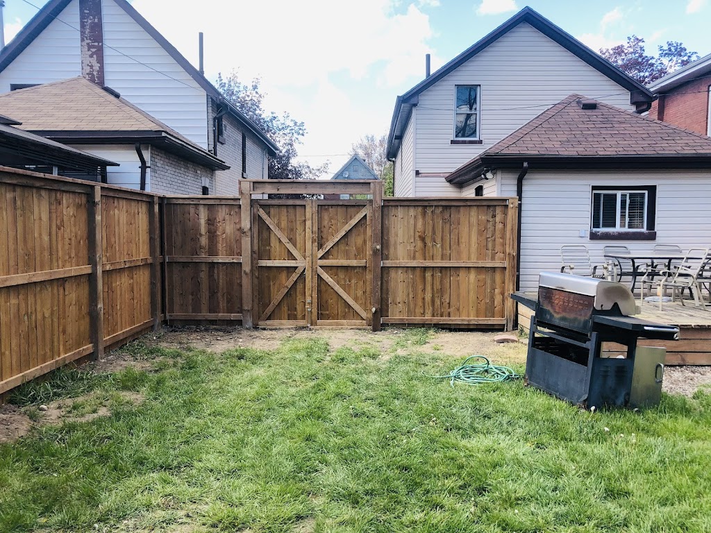 Niagara Fence Company | 6694 Garner Rd, Niagara Falls, ON L2E 6S4, Canada | Phone: (226) 938-1901