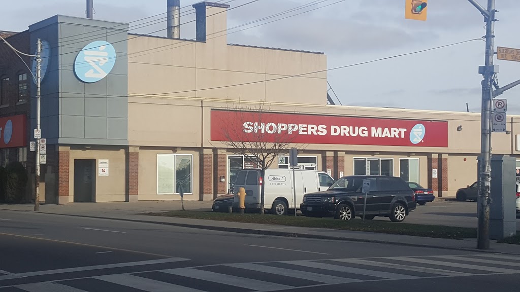Shoppers Drug Mart | 2440 Dundas St W, Toronto, ON M6P 1W9, Canada | Phone: (416) 536-0220