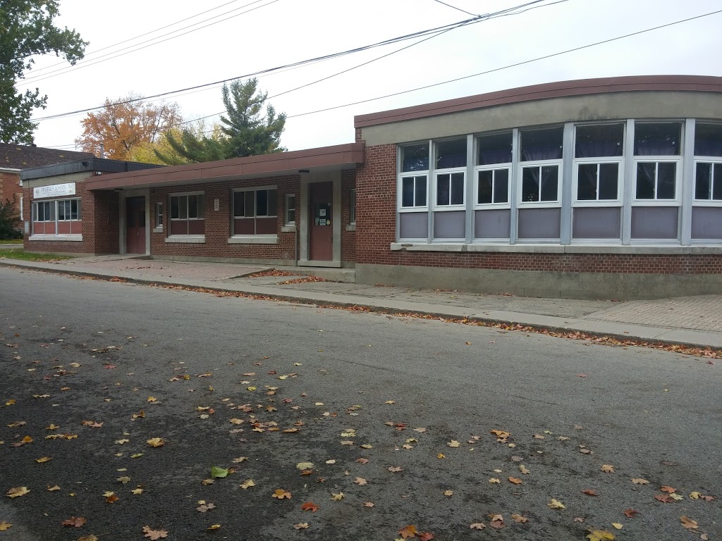 TR Leger School | 490 Jessup Street, Prescott, ON K0E 1T0, Canada | Phone: (613) 925-1834