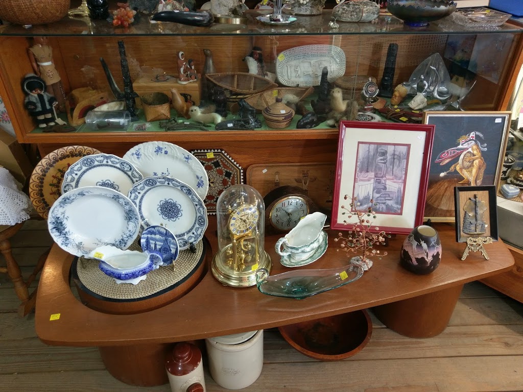 Canadian R. Antiques Post | 2520 Pleasant Valley Blvd, Armstrong, BC V0E 1B0, Canada | Phone: (250) 307-4908