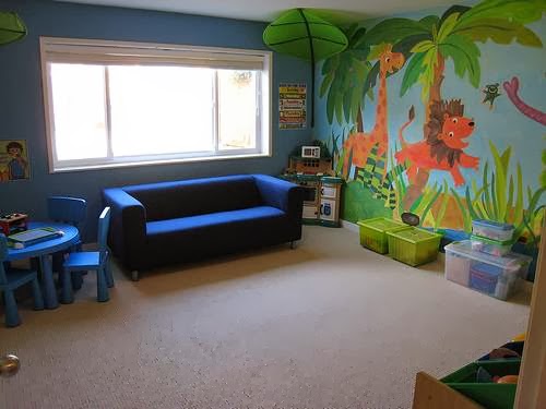 Grand Boulevard Enriched Play Centre Daycare and Preschool | 726 E 17 St, North Vancouver, BC V7L 2W8, Canada | Phone: (604) 929-6979