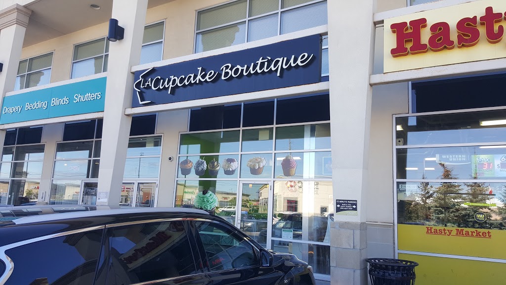 LA Cupcake Boutique | 2500 Appleby Line, Burlington, ON L7L 0A2, Canada | Phone: (905) 332-8700