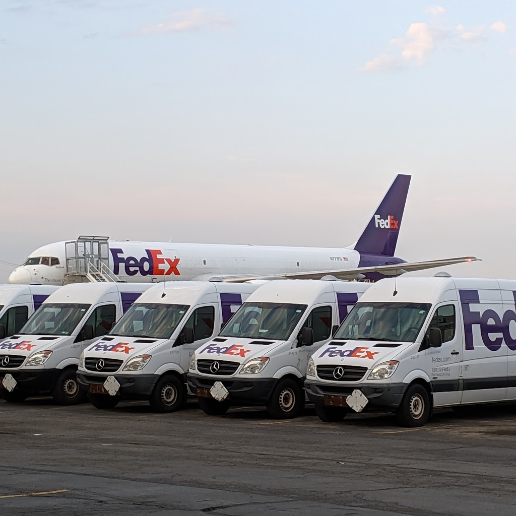 FedEx Ship Center | 299 Cayuga Rd, Cheektowaga, NY 14225, USA | Phone: (800) 463-3339