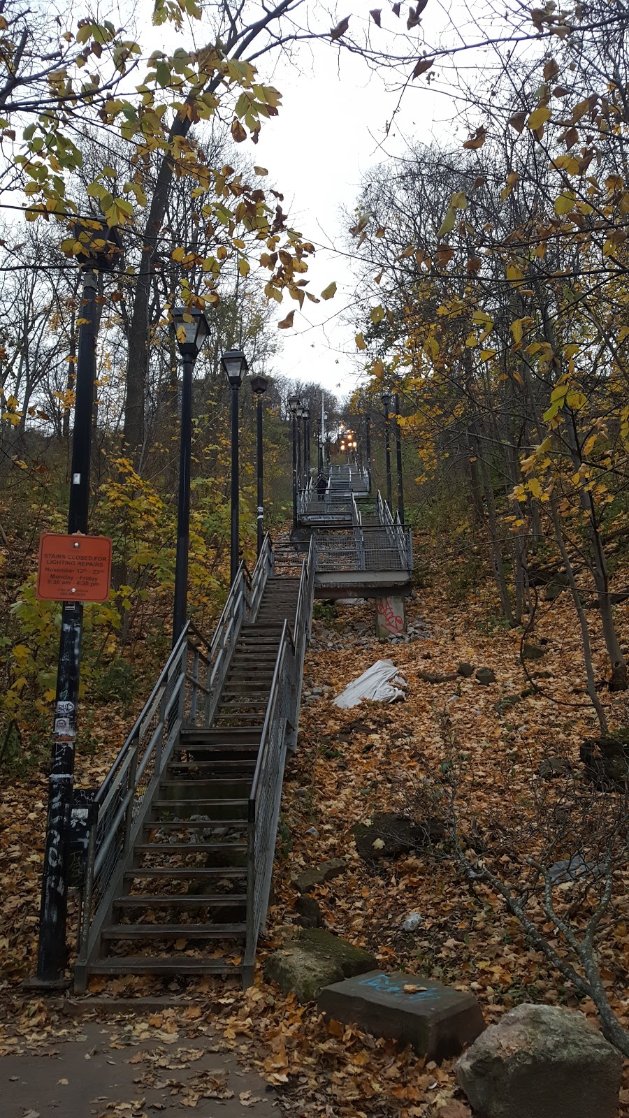 Wentworth stairs | Wentworth St S, Hamilton, ON L8N, Canada