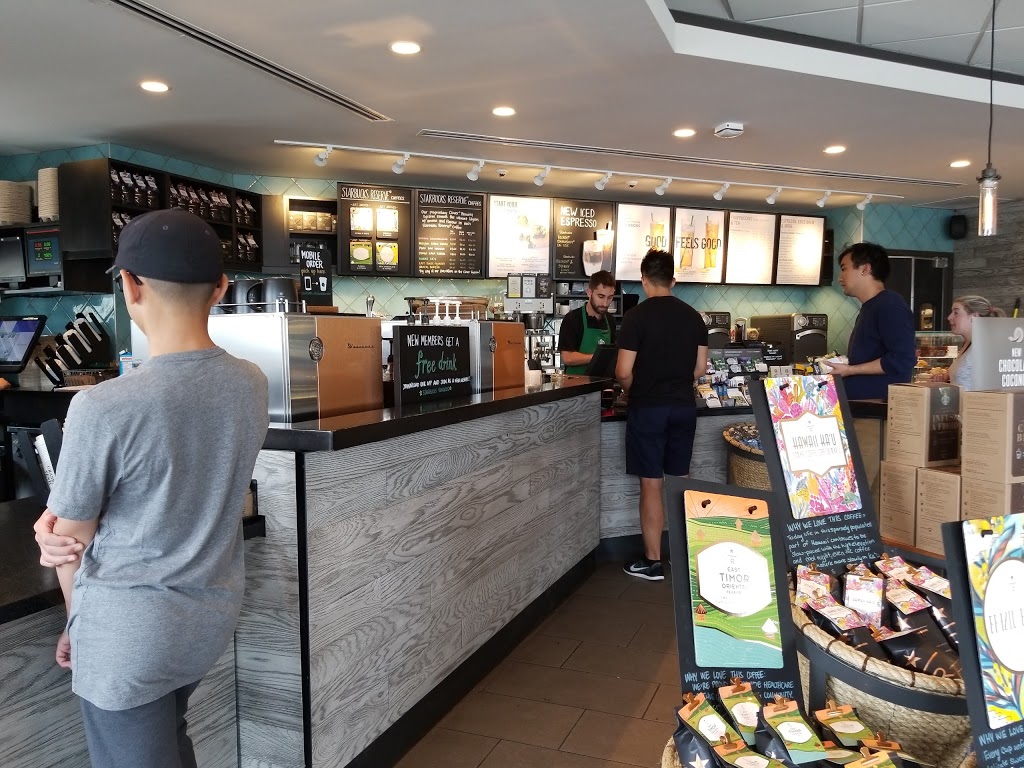 Starbucks | 11108 Yonge St, Richmond Hill, ON L4C 0M6, Canada | Phone: (800) 782-7282