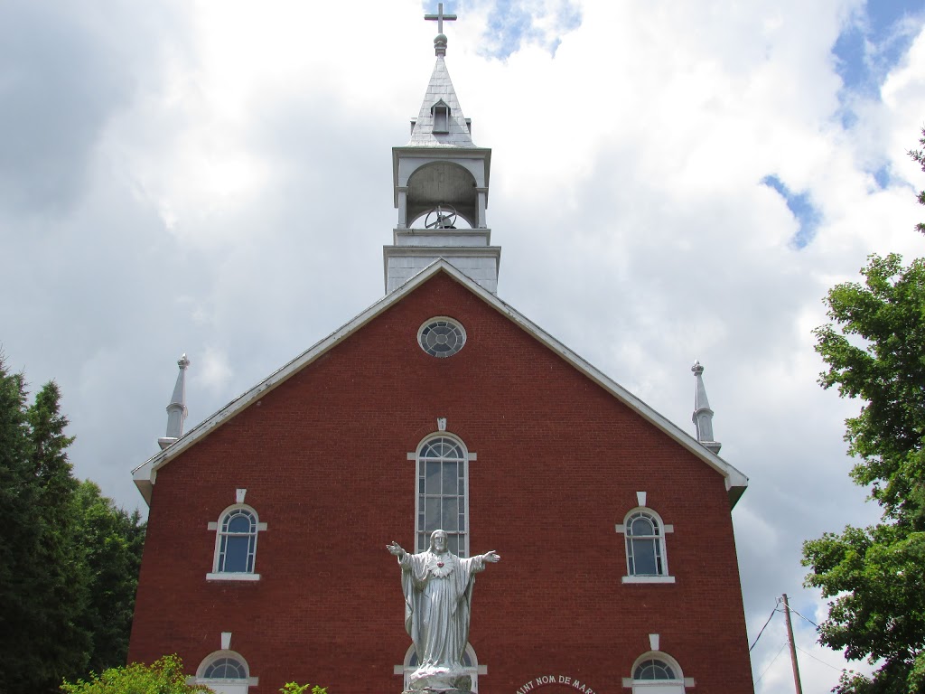 Église Saint-Nom-de-Marie | 9 Rue de lÉglise, Lac-Sainte-Marie, QC J0X 1Z0, Canada | Phone: (819) 467-2030