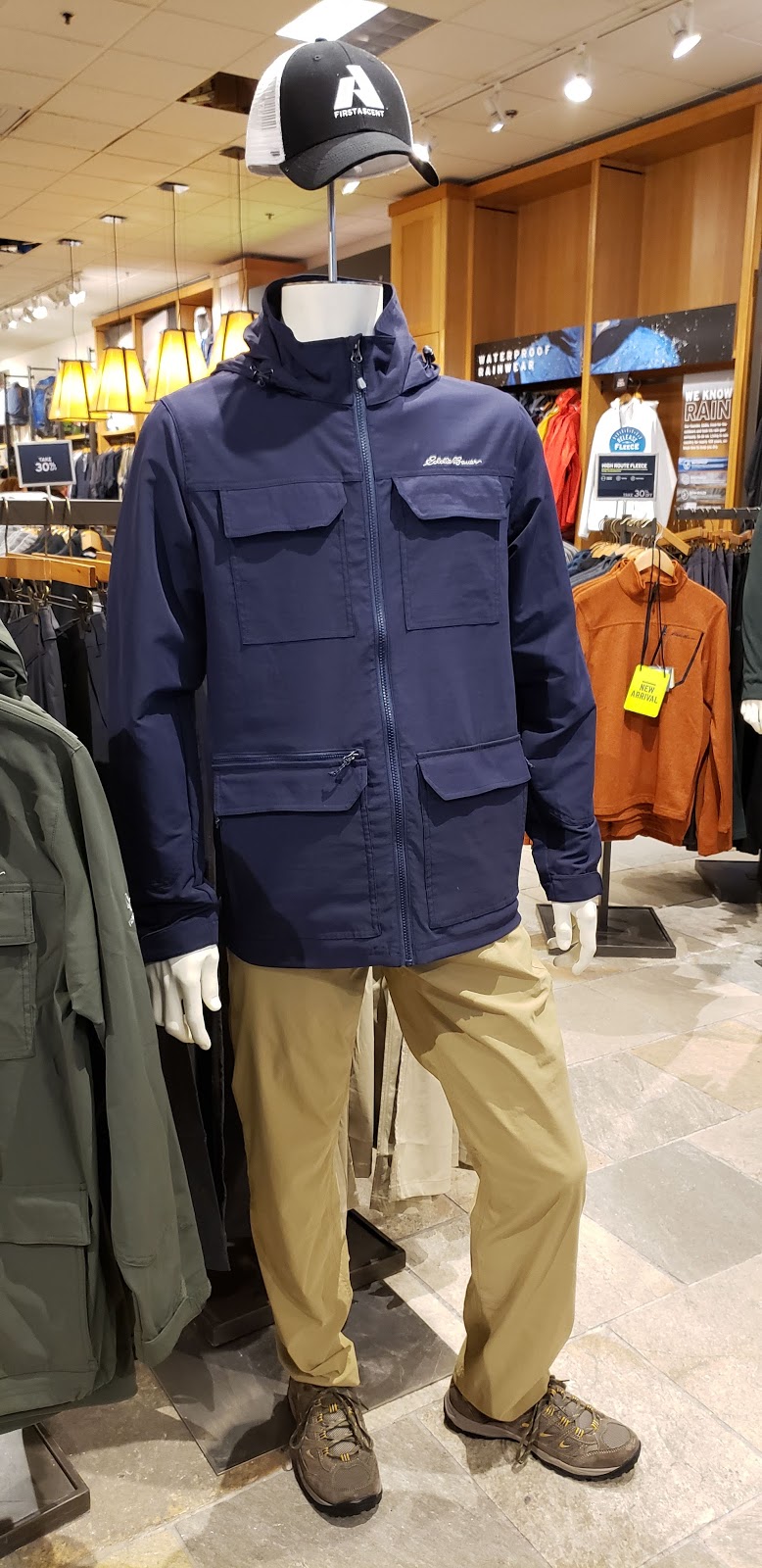 Eddie Bauer | 999 Upper Wentworth St, Hamilton, ON L9A 4X5, Canada | Phone: (905) 574-2066