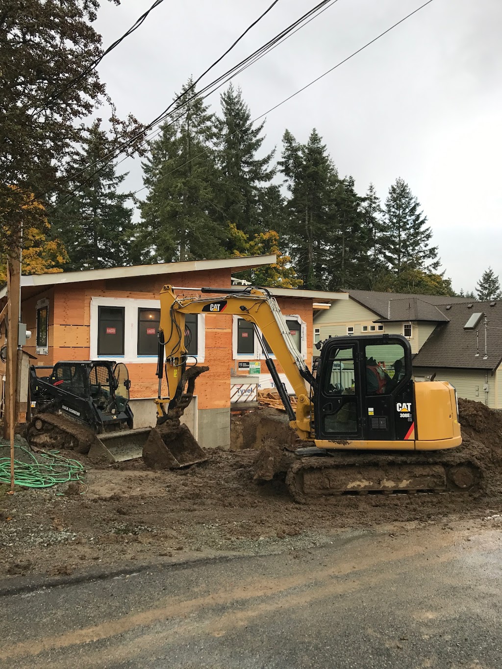 Erdem Excavating | 10116 Tsaykum Rd, North Saanich, BC V8L 5T6, Canada | Phone: (250) 213-5729