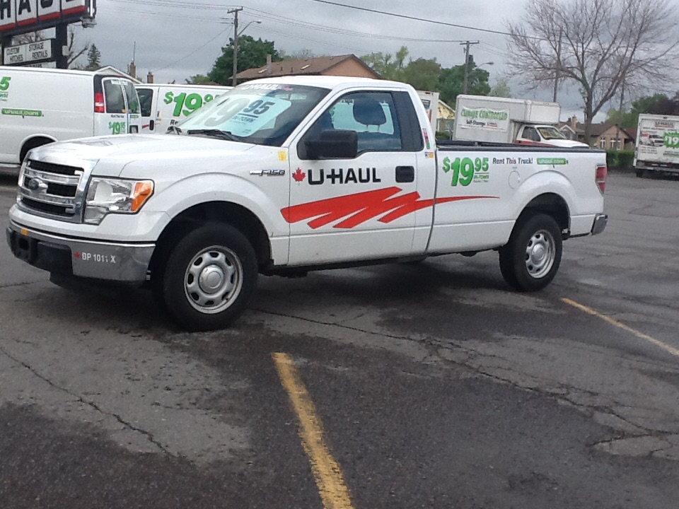 U-Haul Moving & Storage at Confederation St | 1227 Confederation St, Sarnia, ON N7S 4M7, Canada | Phone: (519) 344-1096