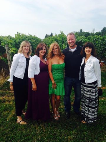 Niagara Wine Tour Guides | 1582 Niagara Stone Rd, Niagara-on-the-Lake, ON L0S 1J0, Canada | Phone: (855) 747-3463