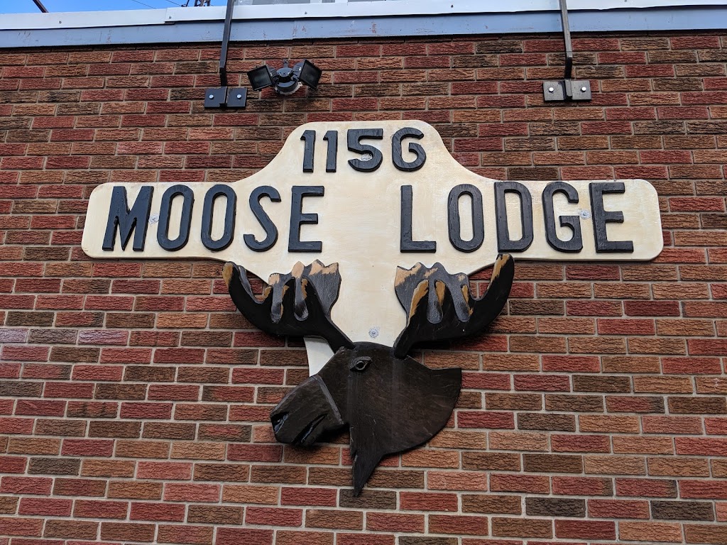 Moose Lodge | 110 Duke St, Wallaceburg, ON N8A 1E3, Canada | Phone: (519) 627-8288