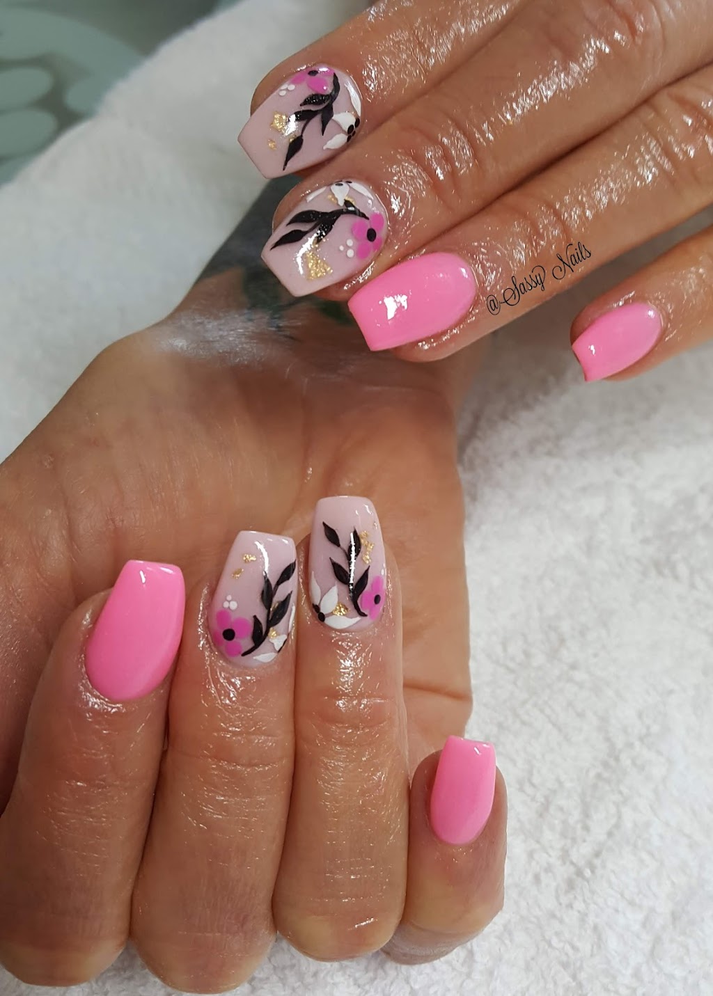 Ongles Sassy Nails | 1002 Rue Principale, Rivière-Beaudette, QC J0P 1R0, Canada | Phone: (514) 839-4057