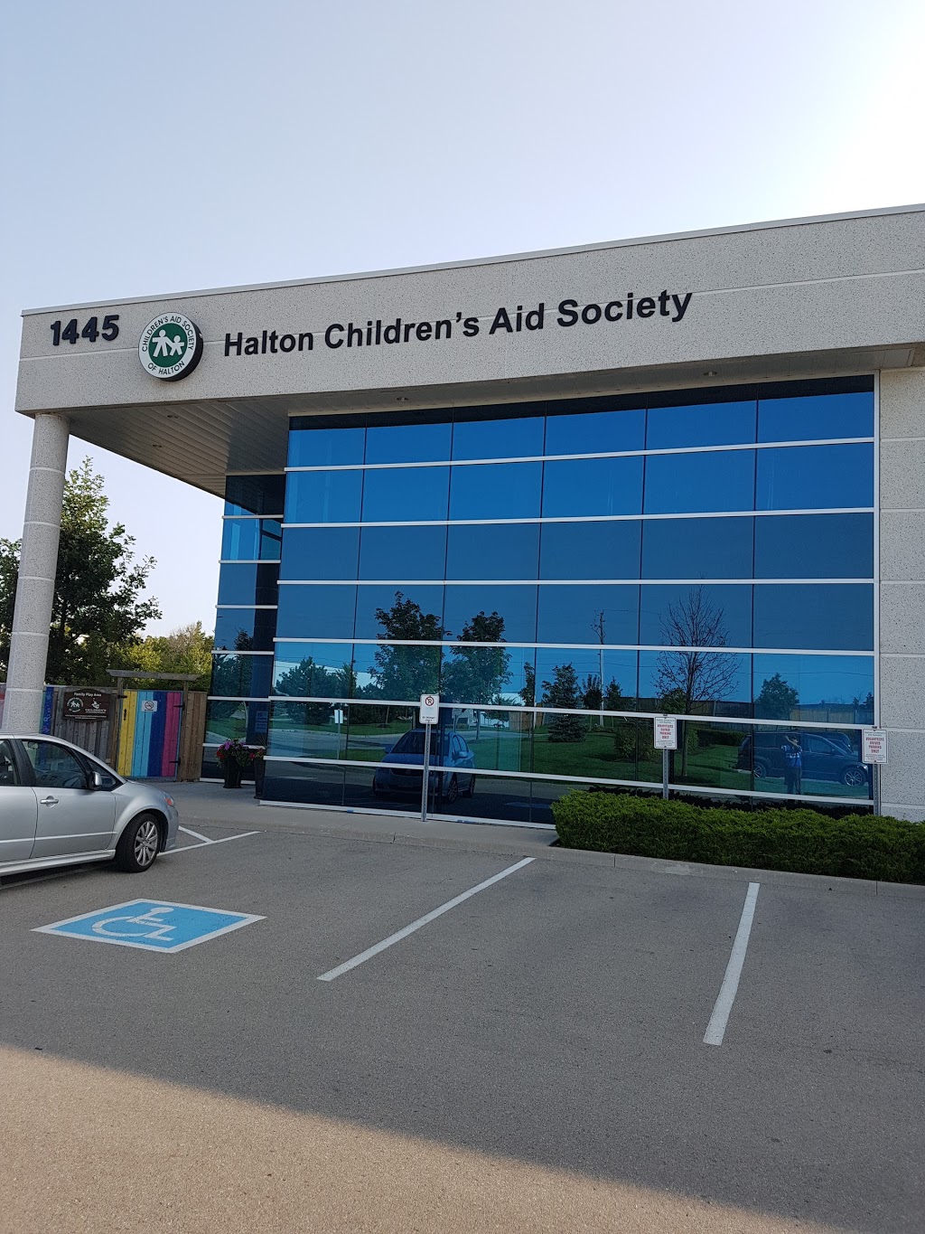 Halton Childrens Aid Society - Burlington Office | 1445 Norjohn Court, Units 1 & 2, Burlington, ON L7L 0E6, Canada | Phone: (905) 333-4441