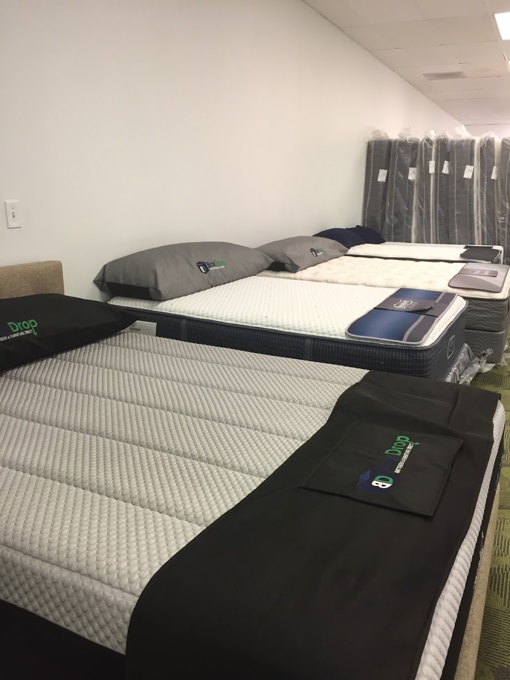 BoxDrop Mattress | 415 Lawrence Bell Dr, Williamsville, NY 14221, USA | Phone: (716) 861-0199