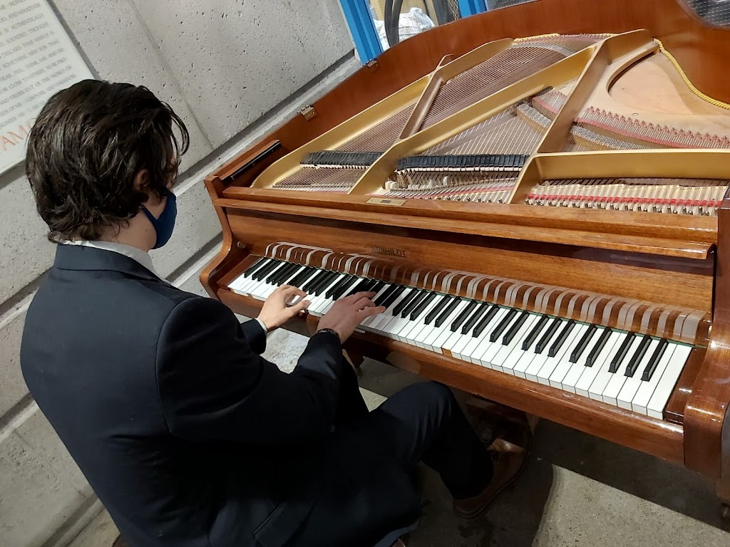 Jacob Teaches Piano | 982 Cromwell Dr, Ottawa, ON K1V 6K6, Canada | Phone: (647) 655-6534