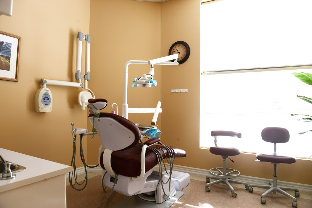 Clarkson Dental Centre | 1020 Johnsons Ln, Mississauga, ON L5J 2P6, Canada | Phone: (905) 403-8118