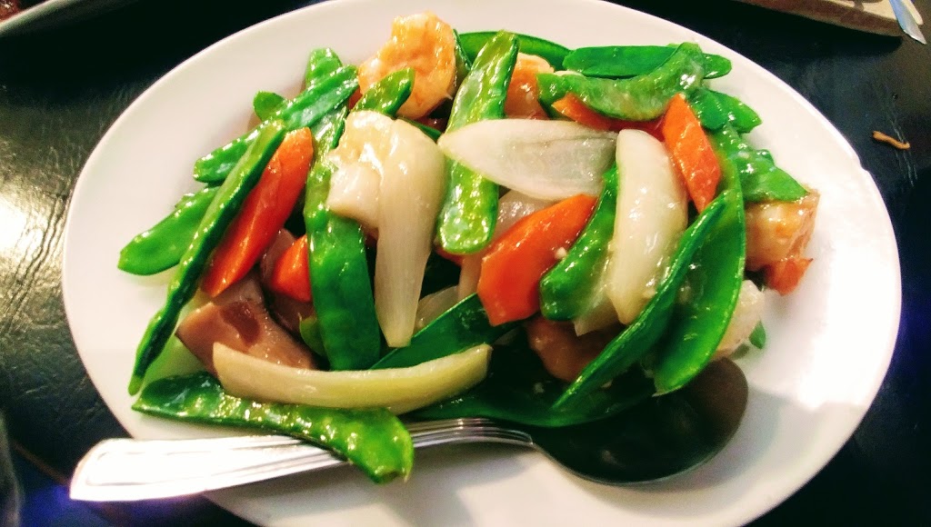 Jacks Chinese Restaurant | 4144 Wilkinson Rd #5, Victoria, BC V8Z 5A7, Canada | Phone: (250) 744-1738