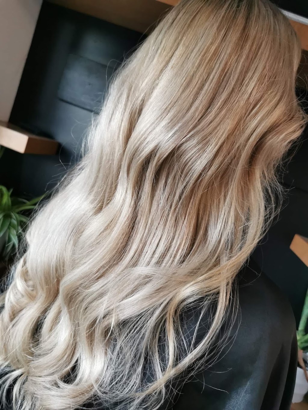 Coiffure Alexandra Tremblay-L | 33 Rue Lamontagne, Clermont, QC G4A 1E8, Canada | Phone: (418) 633-0883