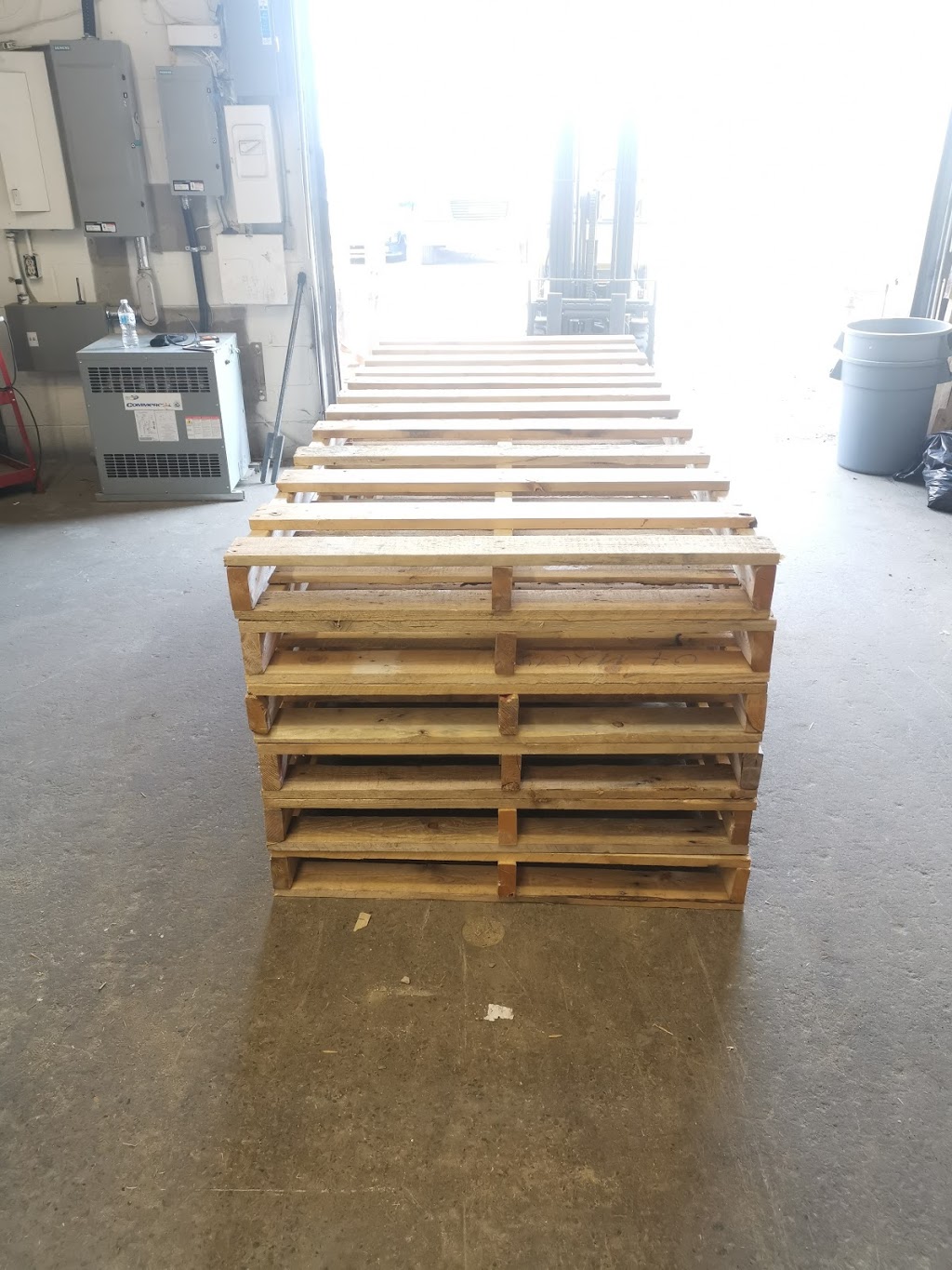 Affordable Pallet Group | 15 Fisherman Dr unit 42, Brampton, ON L7A 1B7, Canada | Phone: (416) 717-7257