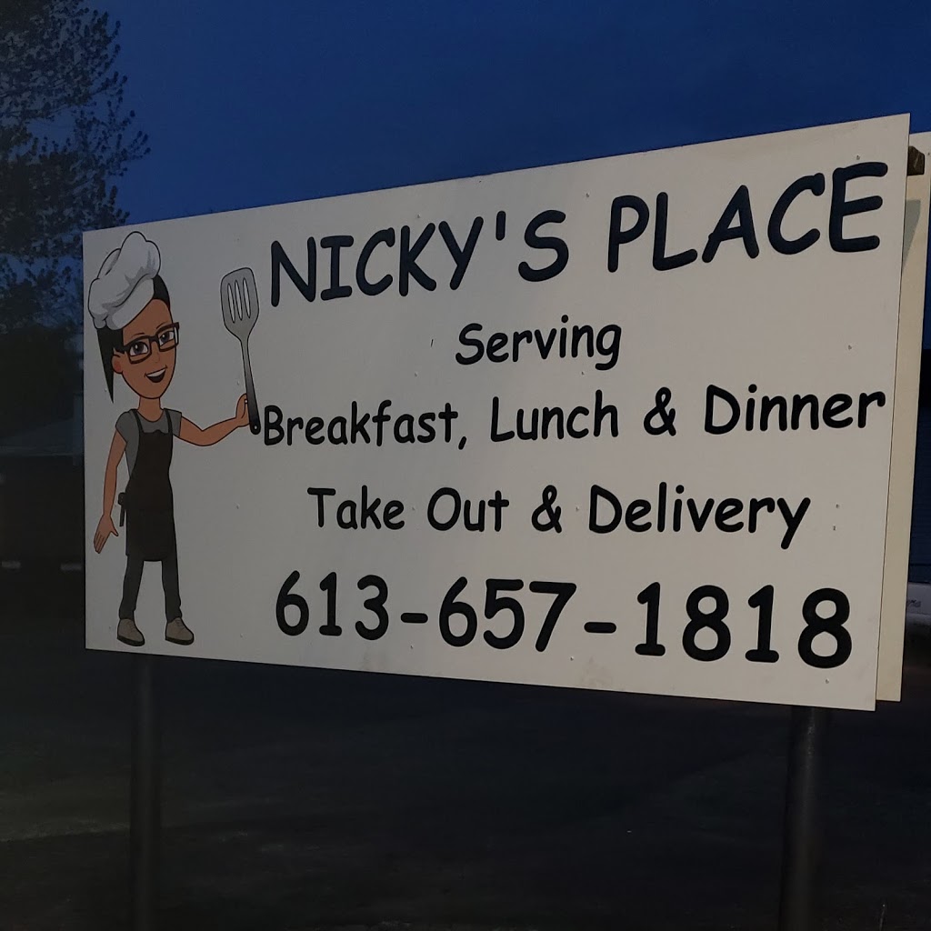 Nickys Place | 173 Shanly Rd, Cardinal, ON K0E 1E0, Canada | Phone: (613) 657-1818