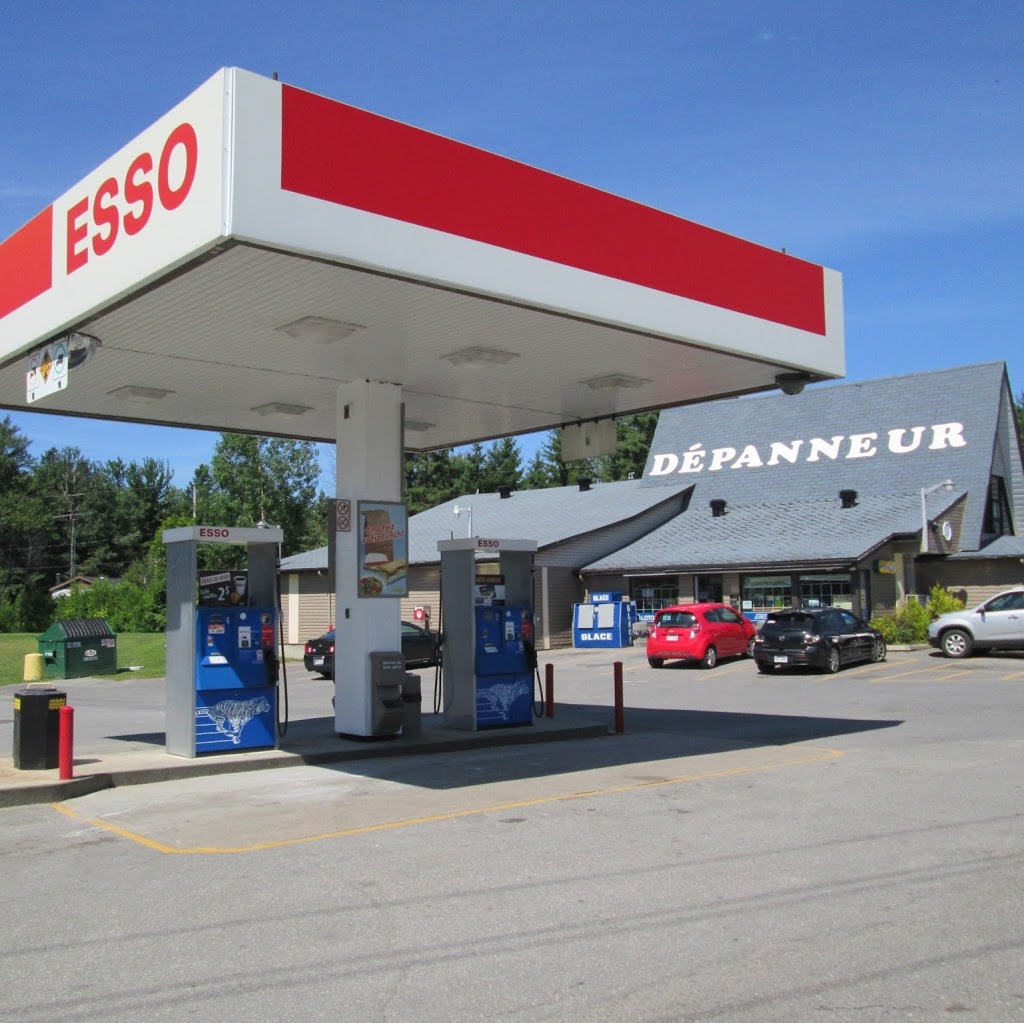 Esso Le magasin | 2912 125 Rte, Sainte-Julienne, QC J0K 2T0, Canada | Phone: (450) 834-5375