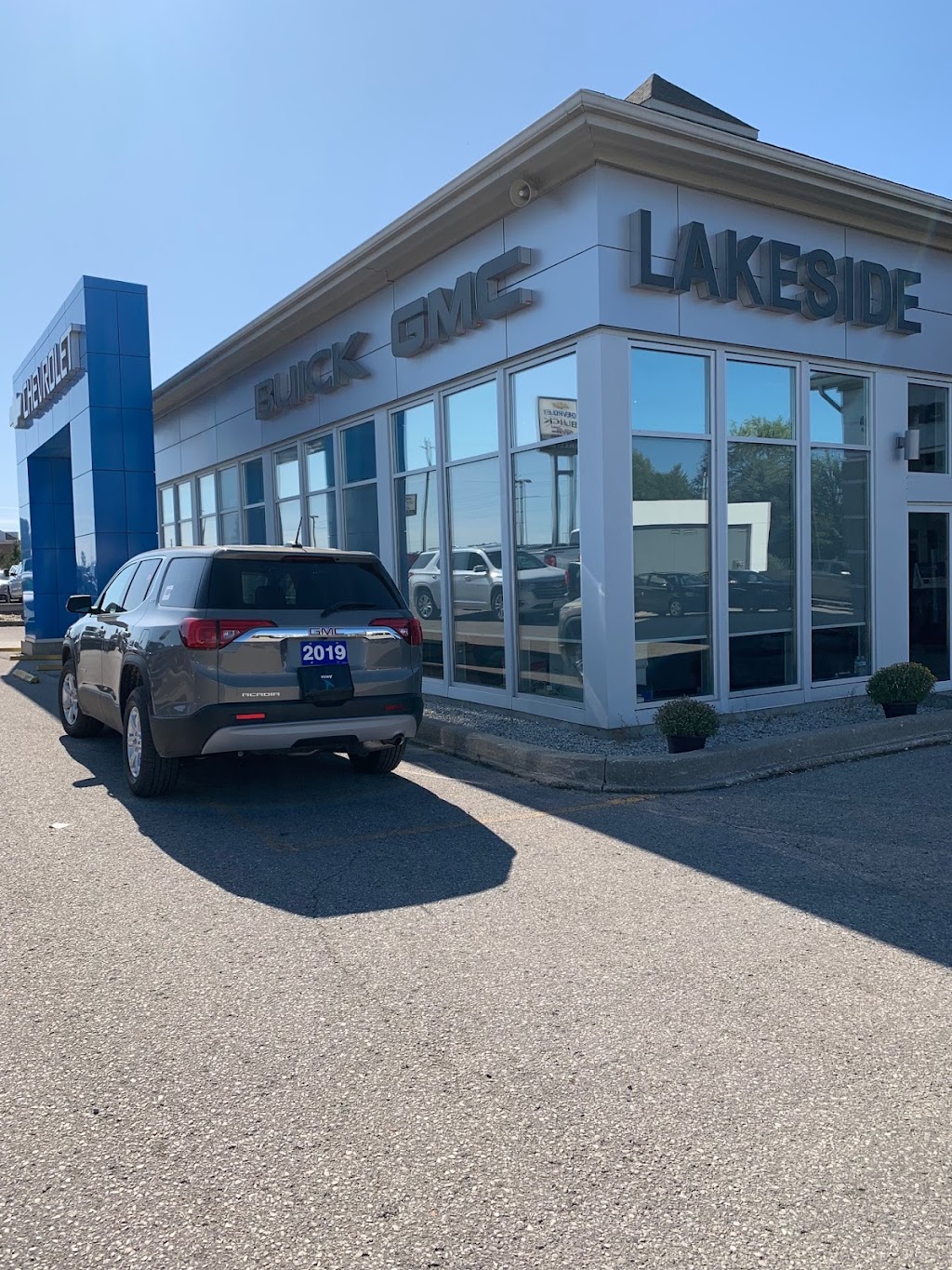 Lakeside Chevrolet Buick GMC Ltd. | 792 Broadway St, Kincardine, ON N2Z 2G1, Canada | Phone: (519) 396-3367