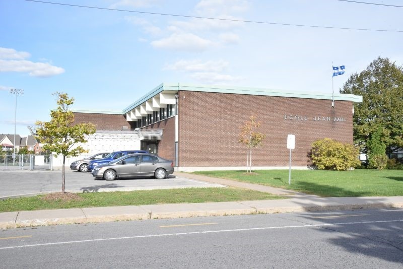 School Jean Xxiii | 415 Rue Longtin, La Prairie, QC J5R 2W3, Canada | Phone: (514) 380-8899