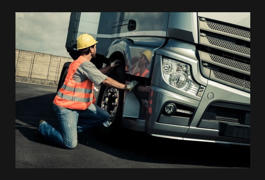 Mobile Truck Mechanic | Rodinea Rd, Vaughan, ON L6A, Canada | Phone: (416) 317-6309