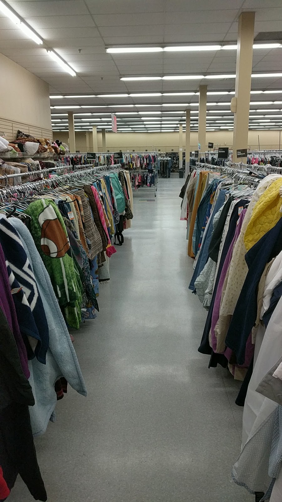 Value Village | 1230 Broad St, Regina, SK S4R 1Y3, Canada | Phone: (306) 522-1228