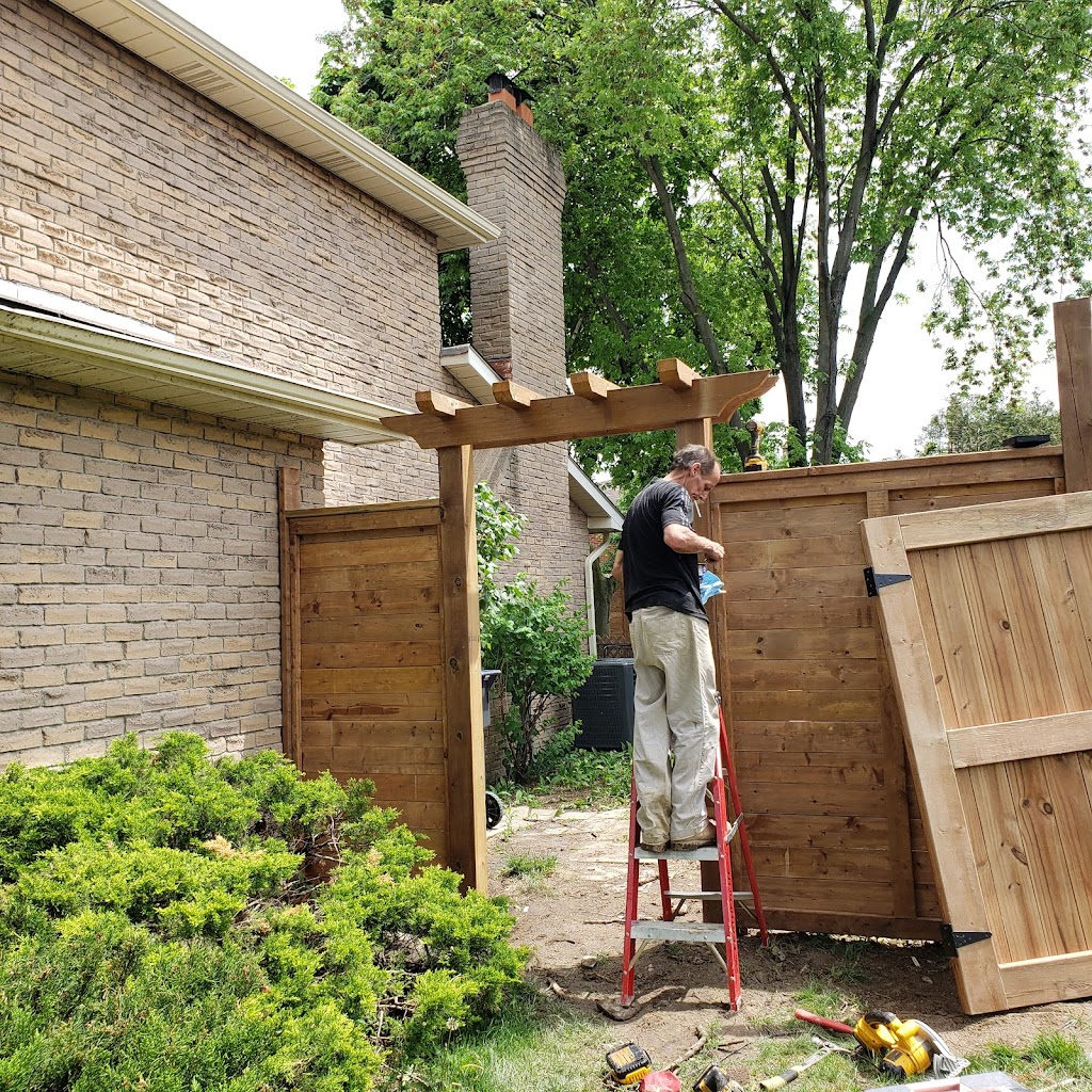 Flawless Fence | 50 Elm Dr E, Mississauga, ON L5A 3X2, Canada | Phone: (416) 419-1721