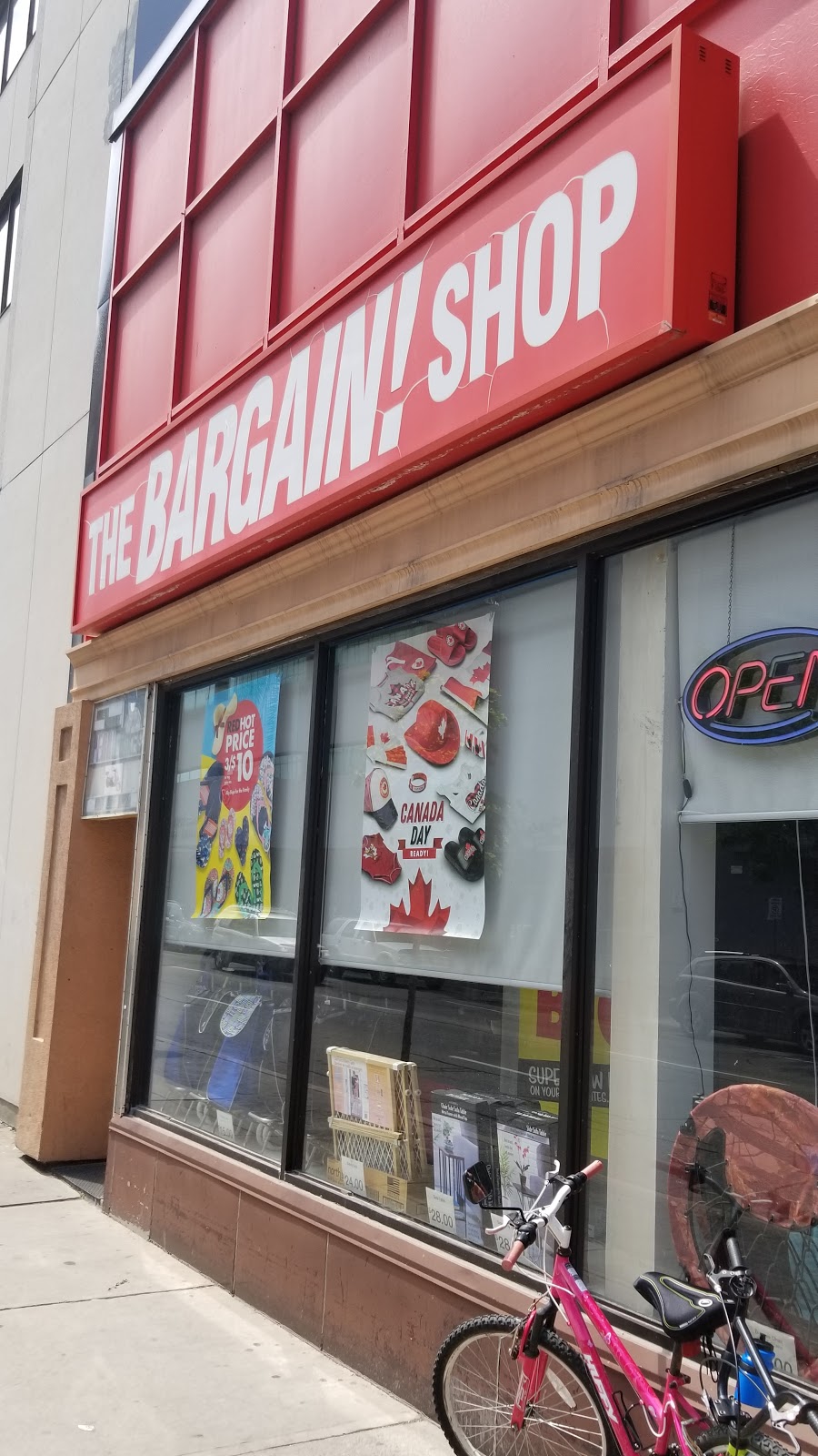 The Bargain! Shop | 16 King St W, Oshawa, ON L1H 1A3, Canada | Phone: (905) 725-8012