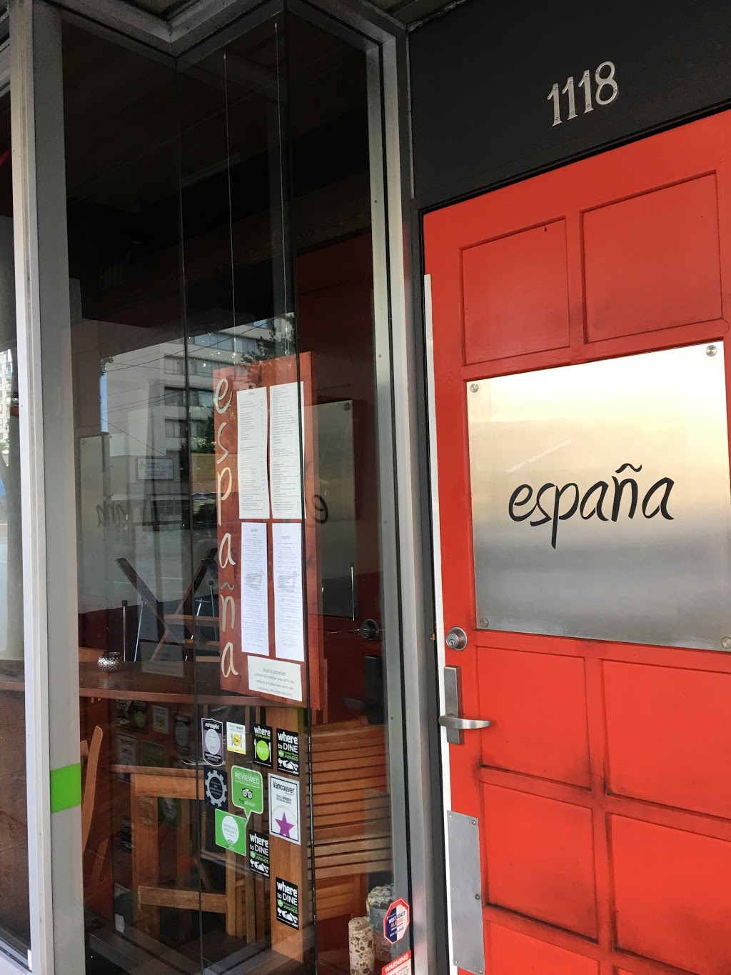 Espana Restaurant | 1118 Denman St, Vancouver, BC V6G 1T2, Canada | Phone: (604) 558-4040