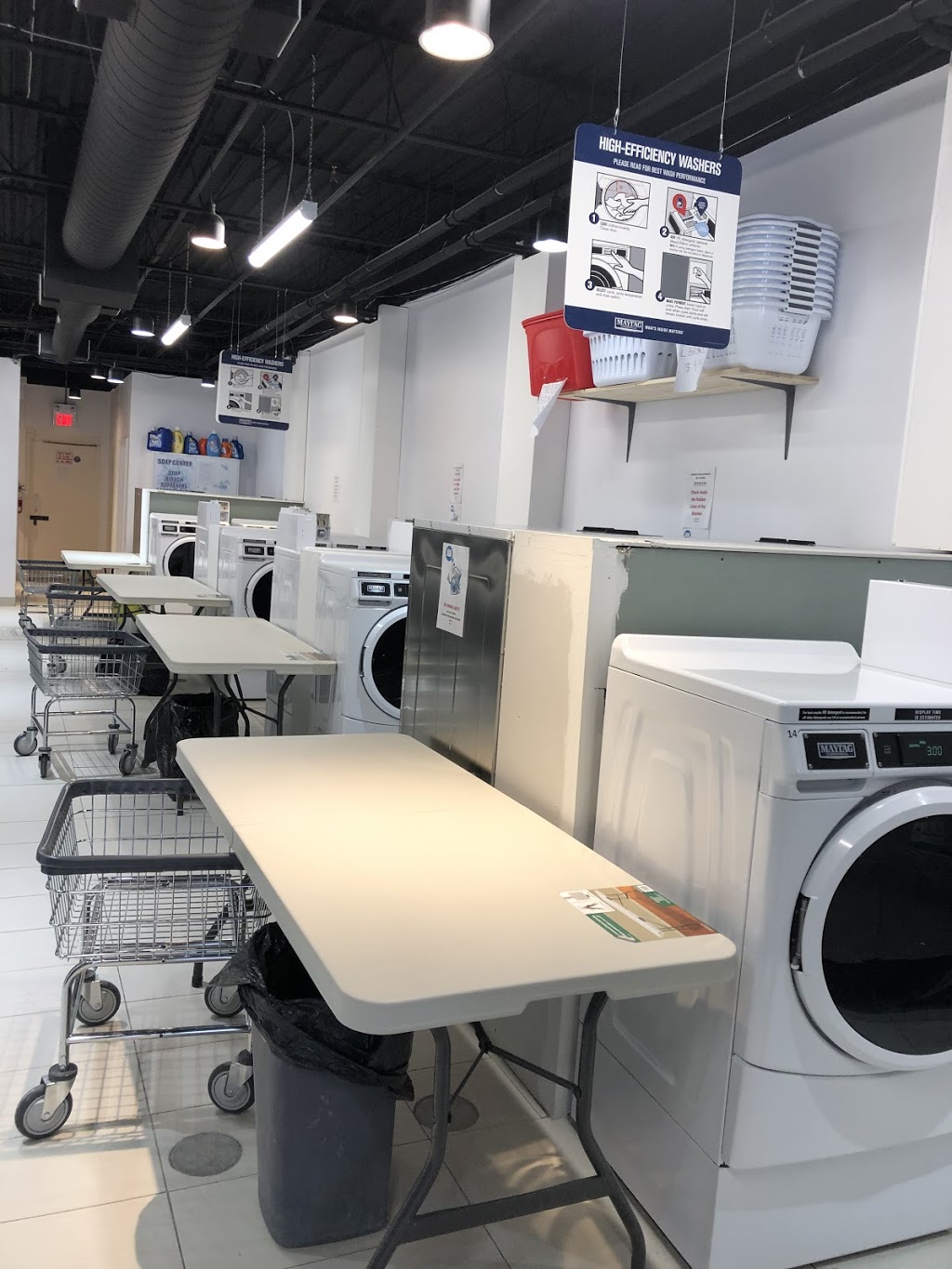 Victoria Hills Laundromat | 101 Hazelglen Dr, Kitchener, ON N2M 5A2, Canada | Phone: (519) 579-5557