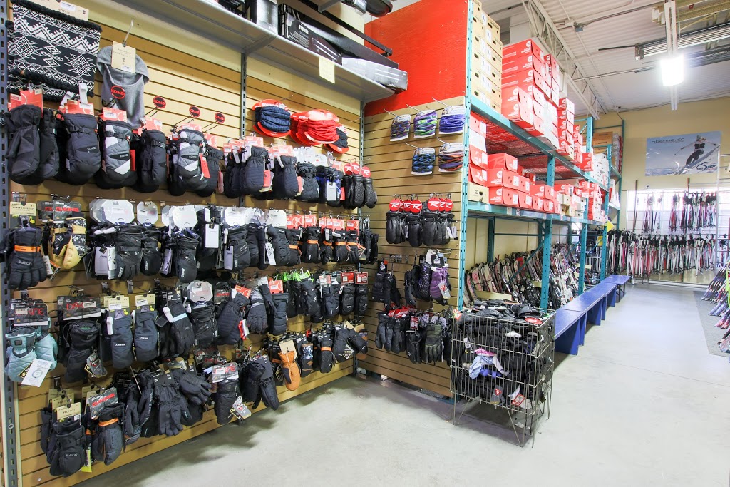 Ski Shop Rive-Sud | 4275 Chemin de Chambly, Saint-Hubert, QC J3Y 3M7, Canada | Phone: (450) 445-4916