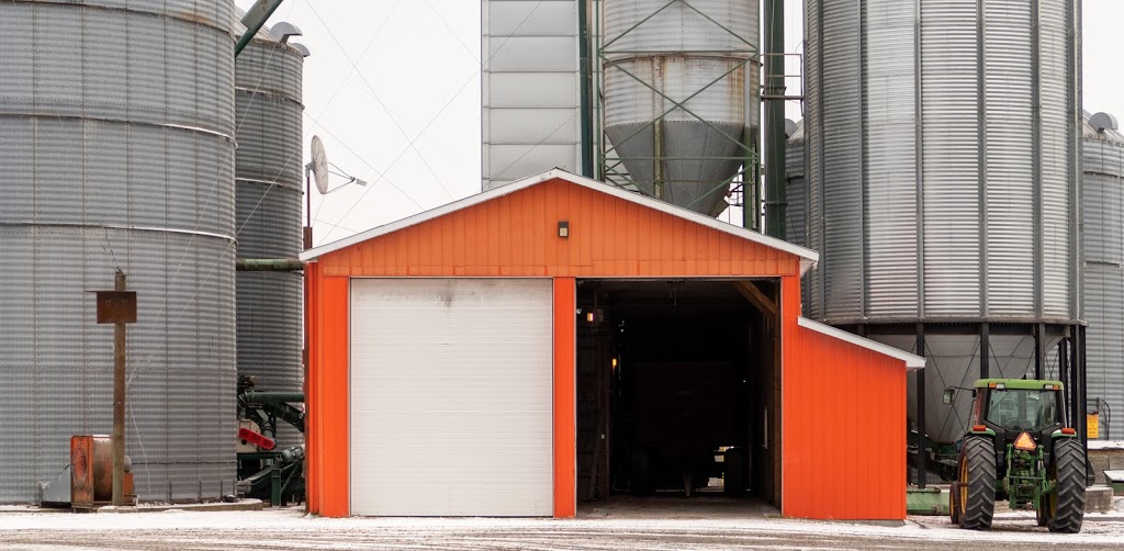 Momac Grain Elevators Ltd | 4750 Fallowfield Rd, Nepean, ON K2J 4S4, Canada | Phone: (613) 591-1137