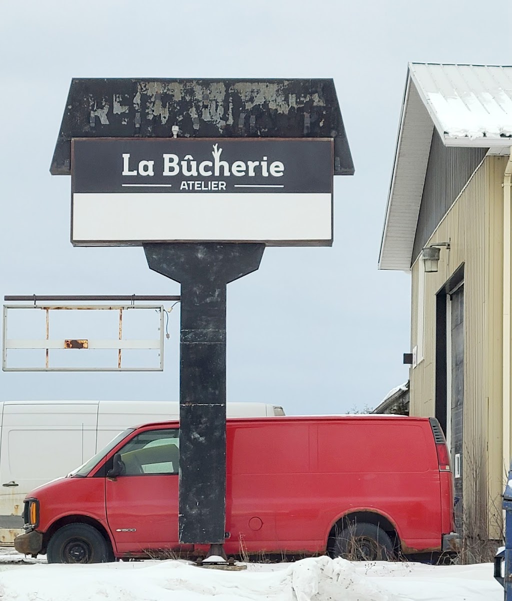 Atelier la Bûcherie | 1531 Bd de Tadoussac, Chicoutimi, QC G7G 4X9, Canada | Phone: (418) 290-8407