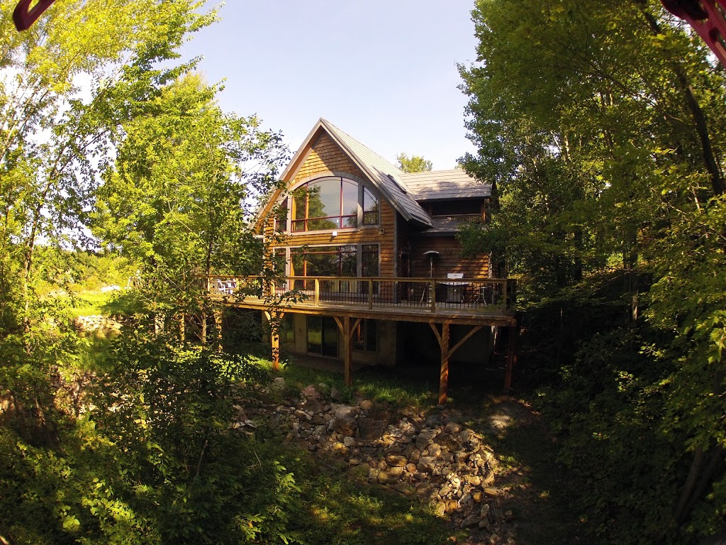 Sheffield Rock lodge | 2458 County Rd 15, Stone Mills, ON K0K, Canada | Phone: (647) 988-6901