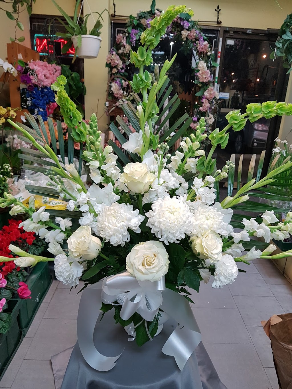 Flowers Of The Valley | 3921 Don Mills Rd, North York, ON M2H 2S7, Canada | Phone: (416) 492-3323