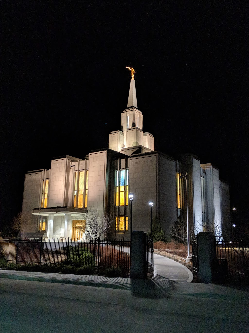 Calgary Alberta Temple | 9802 Rocky Ridge Rd NW, Calgary, AB T3G 5J7, Canada | Phone: (403) 241-4250