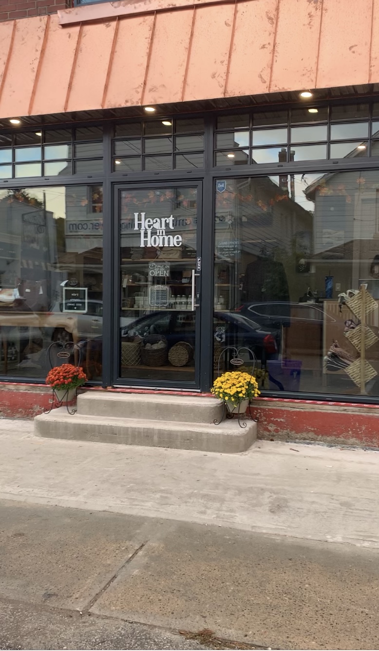 Heart In Home | 283 Main St, Schomberg, ON L0G 1T0, Canada | Phone: (905) 939-2522