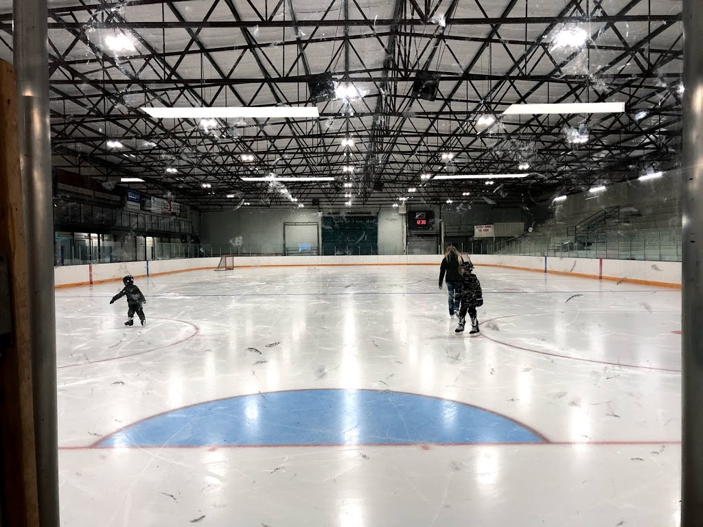 Stavely Arena | 5004 51 Ave, Stavely, AB T0L 1Z0, Canada | Phone: (403) 549-3788