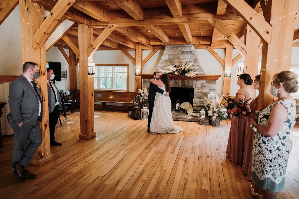 Temples Country Weddings | 1700 Ferguson Falls Rd, Lanark, ON K0G 1K0, Canada | Phone: (613) 253-7000