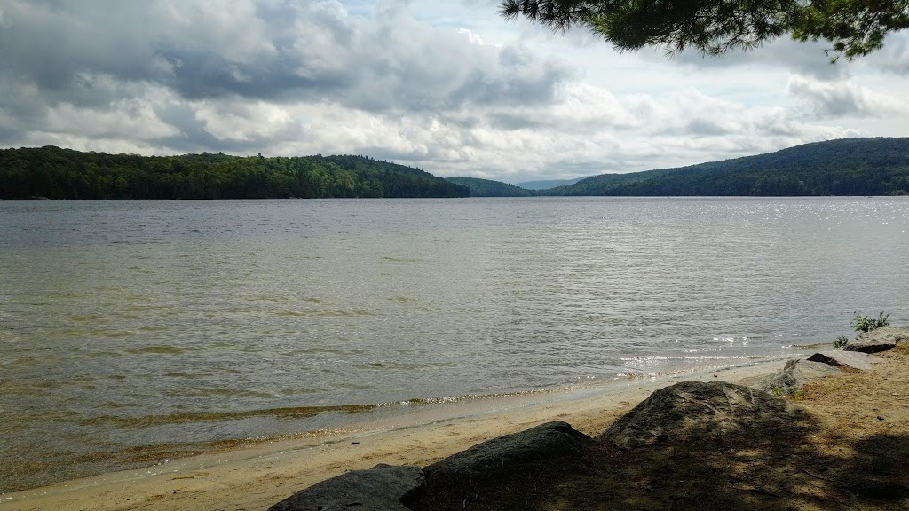 Lac Philippe - Parc de la Gatineau | 300 Chemin du Lac-Philippe, Sainte-Cécile-de-Masham, QC J0X 2W0, Canada | Phone: (866) 456-3016