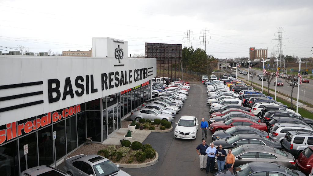 Basil Resale Sheridan | 4131 Sheridan Dr, Williamsville, NY 14221, USA | Phone: (716) 631-0400