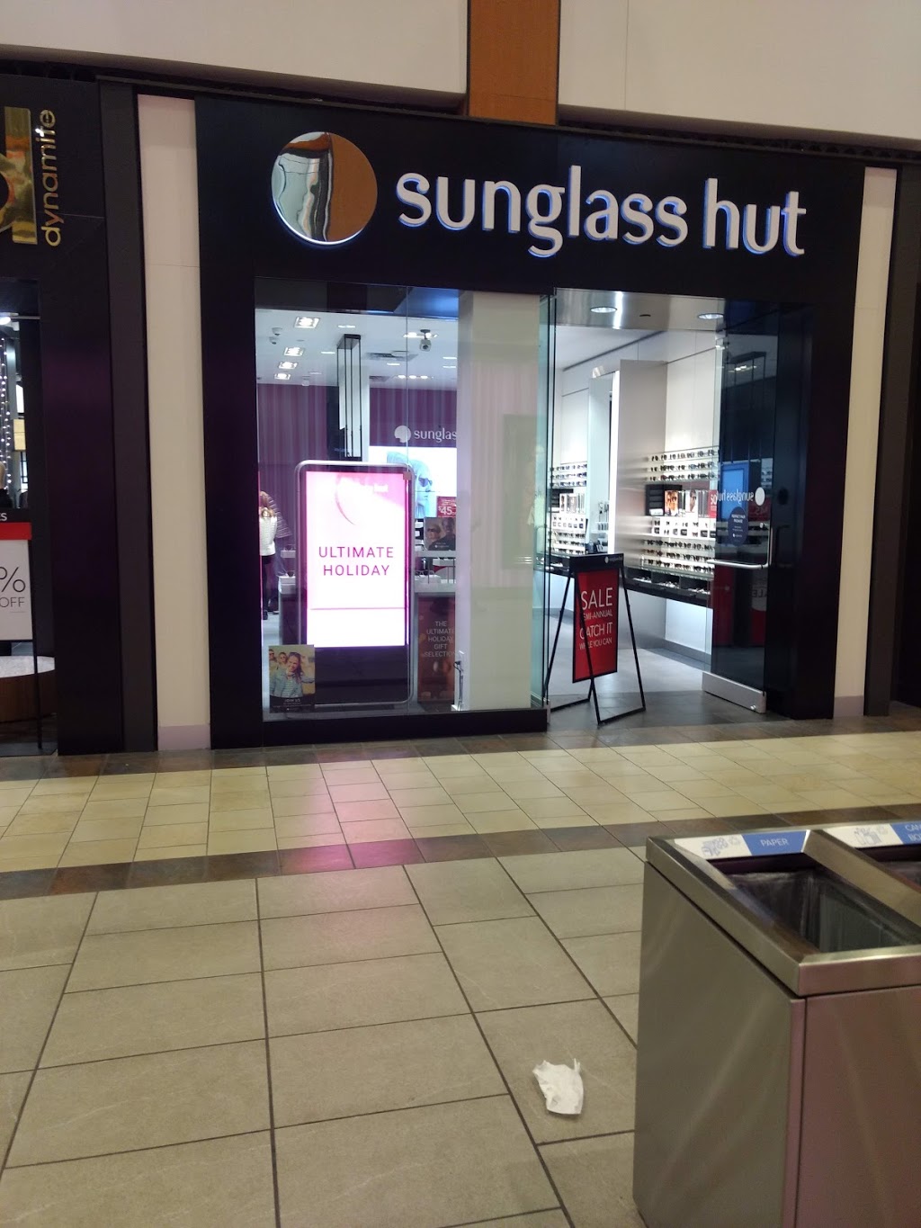 Sunglass Hut | 999 Wentworth St #V150A, Hamilton, ON L9A 4X5, Canada | Phone: (905) 318-0900