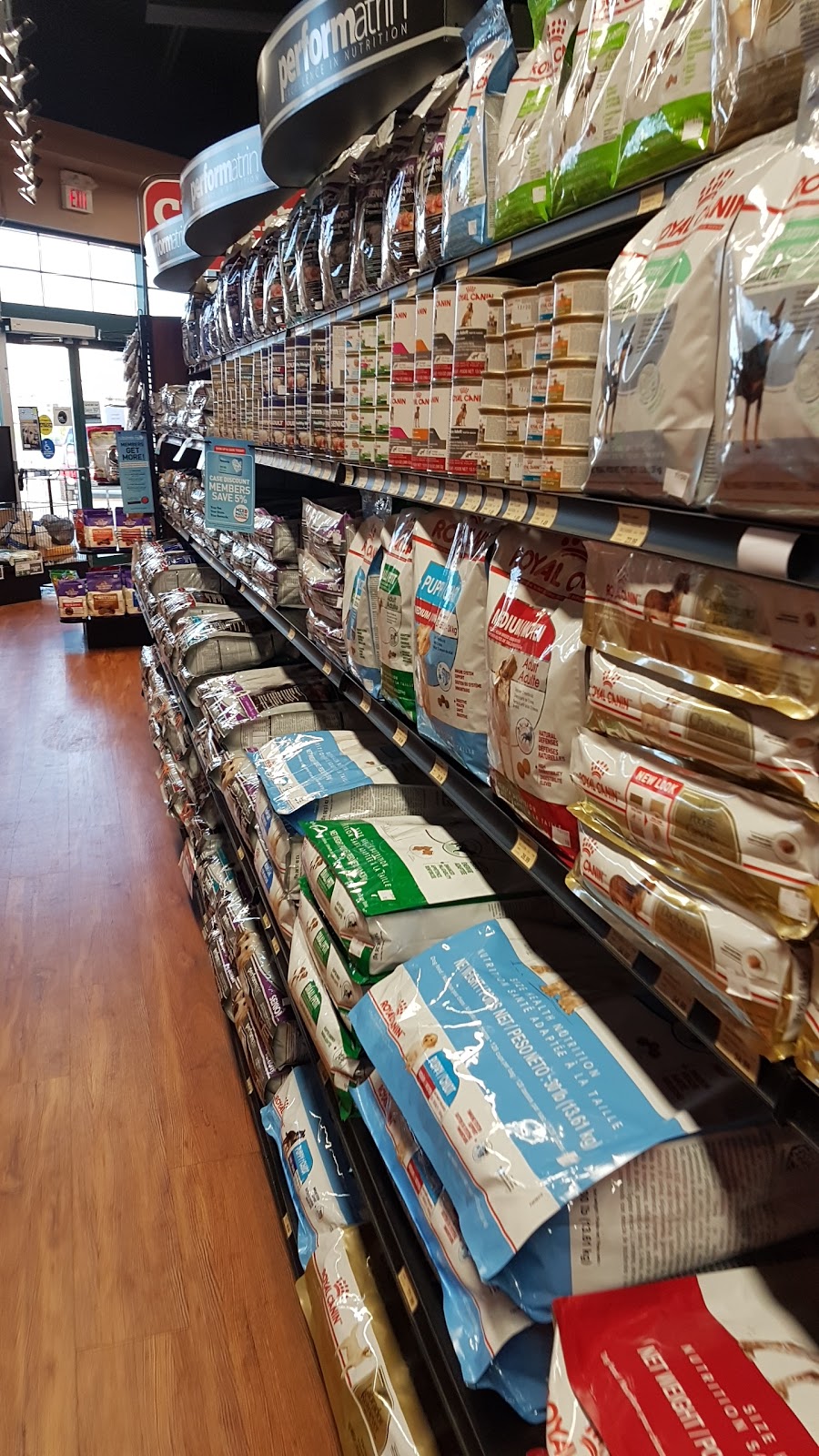 Pet Valu | 6800 48 Ave #122, Camrose, AB T4V 4T1, Canada | Phone: (780) 672-9930