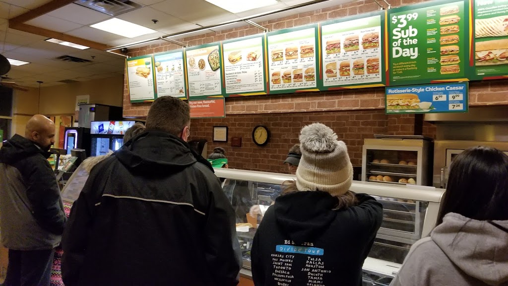 Subway | 1030 Kennedy Circle Milton East Shopping Centre, # 3K, Milton, ON L9T 5S4, Canada | Phone: (905) 878-0452