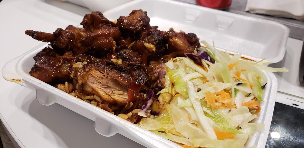 Jjs Caribbean Cuisine | 110 Little Ave, Barrie, ON L4N 4K8, Canada | Phone: (705) 252-3128