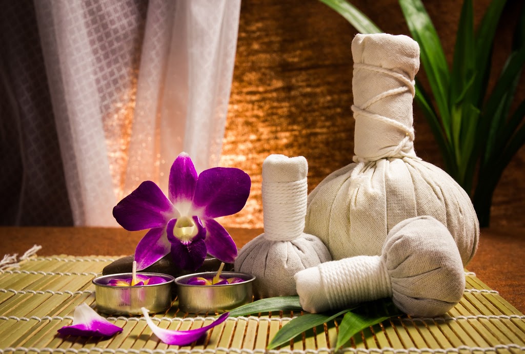 Sabai Thai Spa | 1867 Marine Dr, West Vancouver, BC V7V 1J7, Canada | Phone: (604) 925-1074