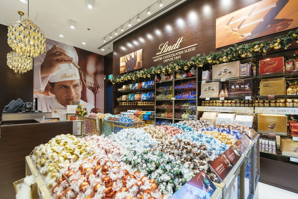 Lindt Chocolate Shop | 900 Main Street CRU #C6, West Vancouver, BC V7T 2Z3, Canada | Phone: (604) 922-2767